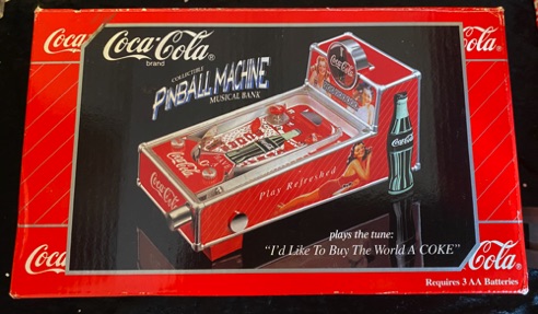 3044-1  € 65,00 coca cola muziekdoos pinbal machine ( flipperkast).jpeg